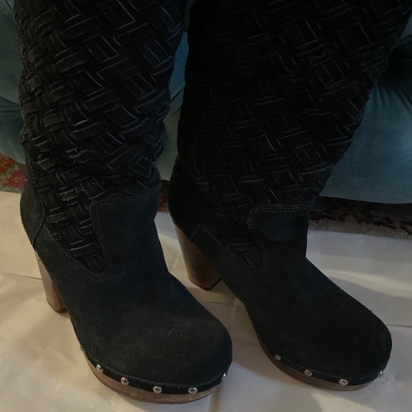 UGG Arroyo tall clog suede boots - Picture 3 of 10